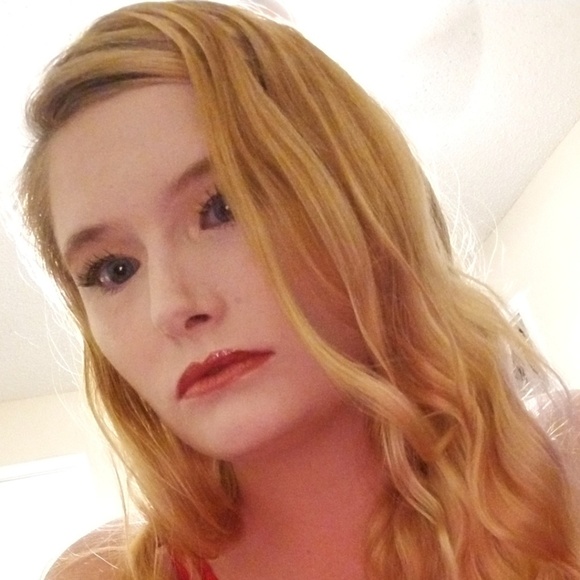 Meet your Posher, Rachel - Picture 1 of 1